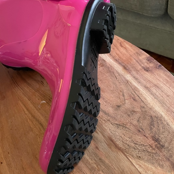 COPY - Ugg rain boots - Picture 4 of 4